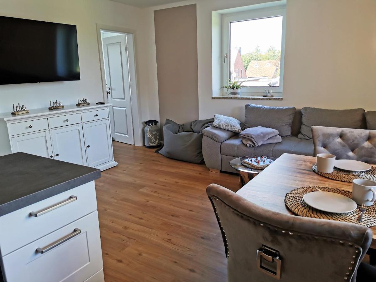 Moderne Wohnung Mit Privatpool Büsum Esterno foto